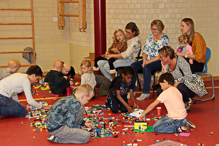 LEGO speelmiddag door Speeltuinvereniging Speelvreugd_27